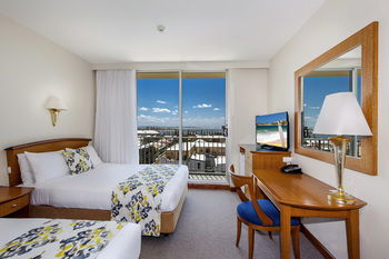 Quality Hotel NOAH'S On The Beach - Accommodation Directory 36