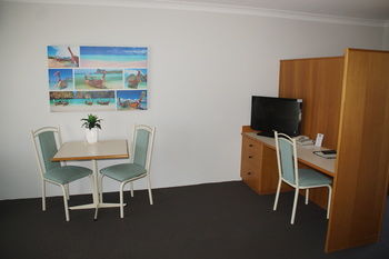 Econo Lodge Tamworth - Accommodation Directory 24