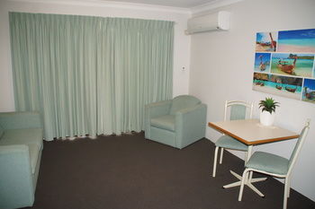 Econo Lodge Tamworth - Accommodation Directory 25