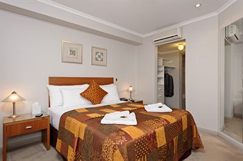 Ringwood Royale - Accommodation Directory 1
