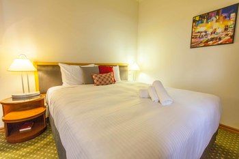 Bell Motel - Accommodation Directory 13