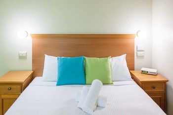 Bell Motel - Accommodation Directory 17