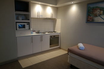 Parkville Place - Accommodation Directory 4