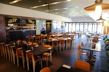 Alpha Hotel Eastern Creek - Accommodation Directory 11