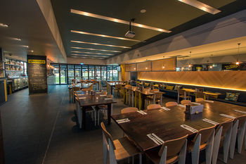 Alpha Hotel Eastern Creek - Accommodation Directory 24