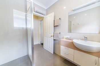 Best Western Melbourne's Princes Park Motor Inn - Accommodation Directory 7