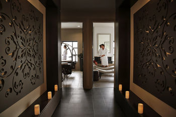 Chateau Elan - Accommodation Directory 40