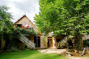 Carriages Boutique Hotel - Accommodation Directory 8