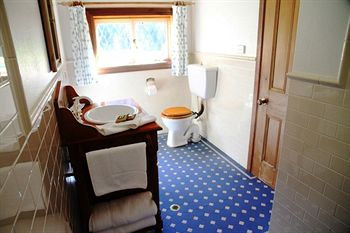 Carriages Boutique Hotel - Accommodation Directory 15