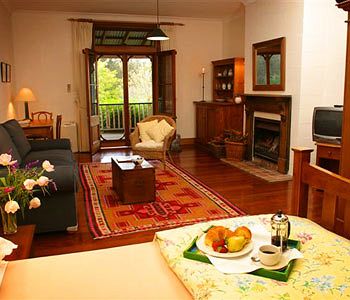 Carriages Boutique Hotel - Accommodation Directory 2