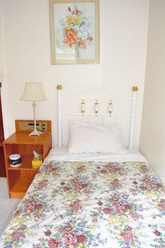 Georgian Court Bed & Breakfast - Accommodation Directory 38