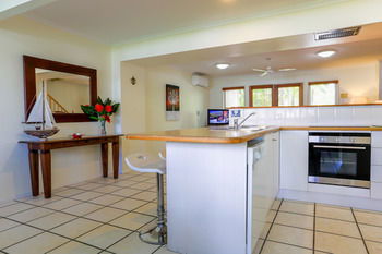 Sunset Cove Noosa - Accommodation Directory 14