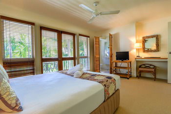 Sunset Cove Noosa - Accommodation Directory 26