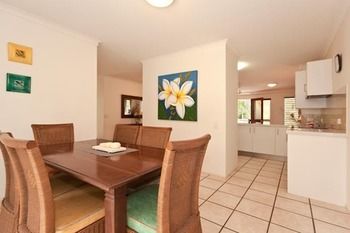 Sunset Cove Noosa - Accommodation Directory 29