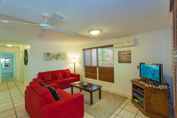 Sunset Cove Noosa - Accommodation Directory 30