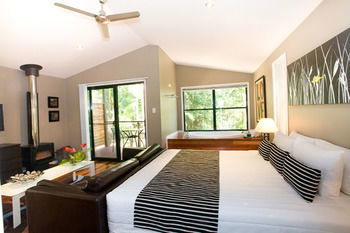 Amore On Buderim Luxury Rainforest Cabins - Accommodation Directory 23
