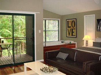 Amore On Buderim Luxury Rainforest Cabins - Accommodation Directory 9