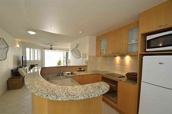 Malibu Mooloolaba - Accommodation Directory 12