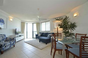 Malibu Mooloolaba - Accommodation Directory 14