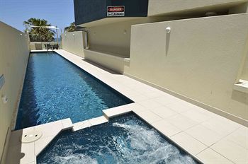 Malibu Mooloolaba - Accommodation Directory 18