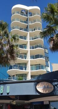 Malibu Mooloolaba - Accommodation Directory 23