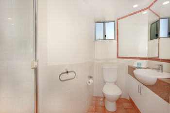 Malibu Mooloolaba - Accommodation Directory 27