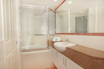 Malibu Mooloolaba - Accommodation Directory 36