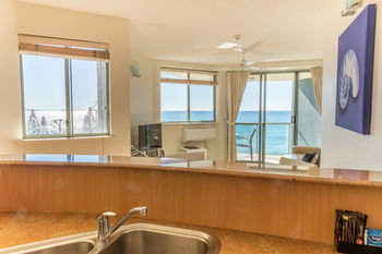 Malibu Mooloolaba - Accommodation Directory 40