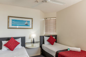 Malibu Mooloolaba - Accommodation Directory 48