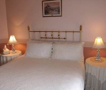 Hotel Avonleigh - Accommodation Directory 1