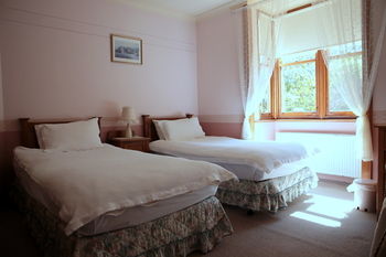 Hotel Avonleigh - Accommodation Directory 7