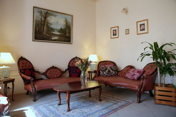 Hotel Avonleigh - Accommodation Directory 9