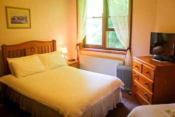 Hotel Avonleigh - Accommodation Directory 28