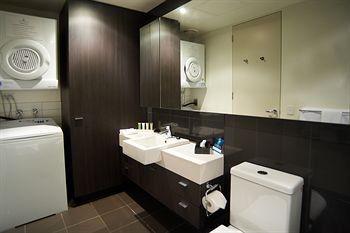 Amity South Yarra Apartments - Accommodation Directory 9