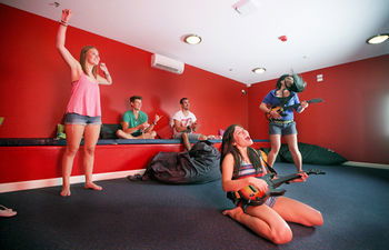 Bondi Beachouse Backpackers YHA - Hostel/Backpacker - Accommodation Directory 15