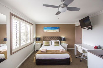 Sinclairs Bondi - Accommodation Directory 5