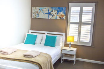 Sinclairs Bondi - Accommodation Directory 12