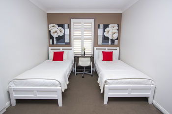 Sinclairs Bondi - Accommodation Directory 13