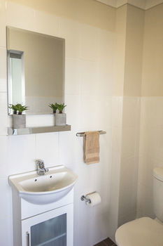 Sinclairs Bondi - Accommodation Directory 16