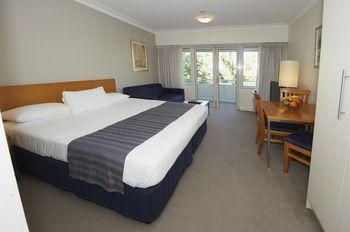 Waldorf Pennant Hills Apartment Hotel - Accommodation Directory 21
