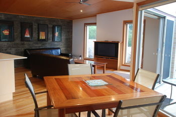 Worrowing At Jervis Bay - Accommodation Directory 105
