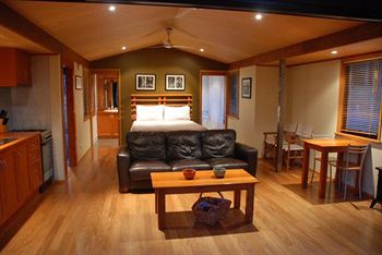 Worrowing At Jervis Bay - Accommodation Directory 18