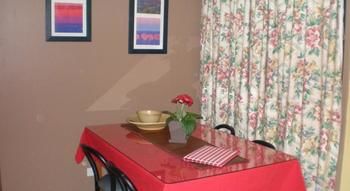 Crimson Villa - Accommodation Directory 26