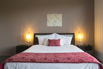 De'Vine Escape - Accommodation Directory 8