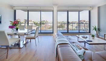 Zara Tower - Luxury Suites And Apartments - Accommodation Directory 9