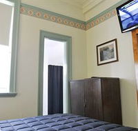 Hotel Gosford - Accommodation Directory