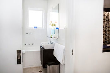 Adara East Melbourne - Accommodation Directory 21
