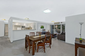 Sandy Cove Apartments - Accommodation Directory 20