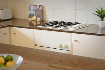 Apartments @ Kew Walpole Gardens - Kew Serviced Townhouses - Accommodation Directory 5