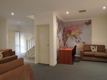 Apartments @ Kew Walpole Gardens - Kew Serviced Townhouses - Accommodation Directory 19